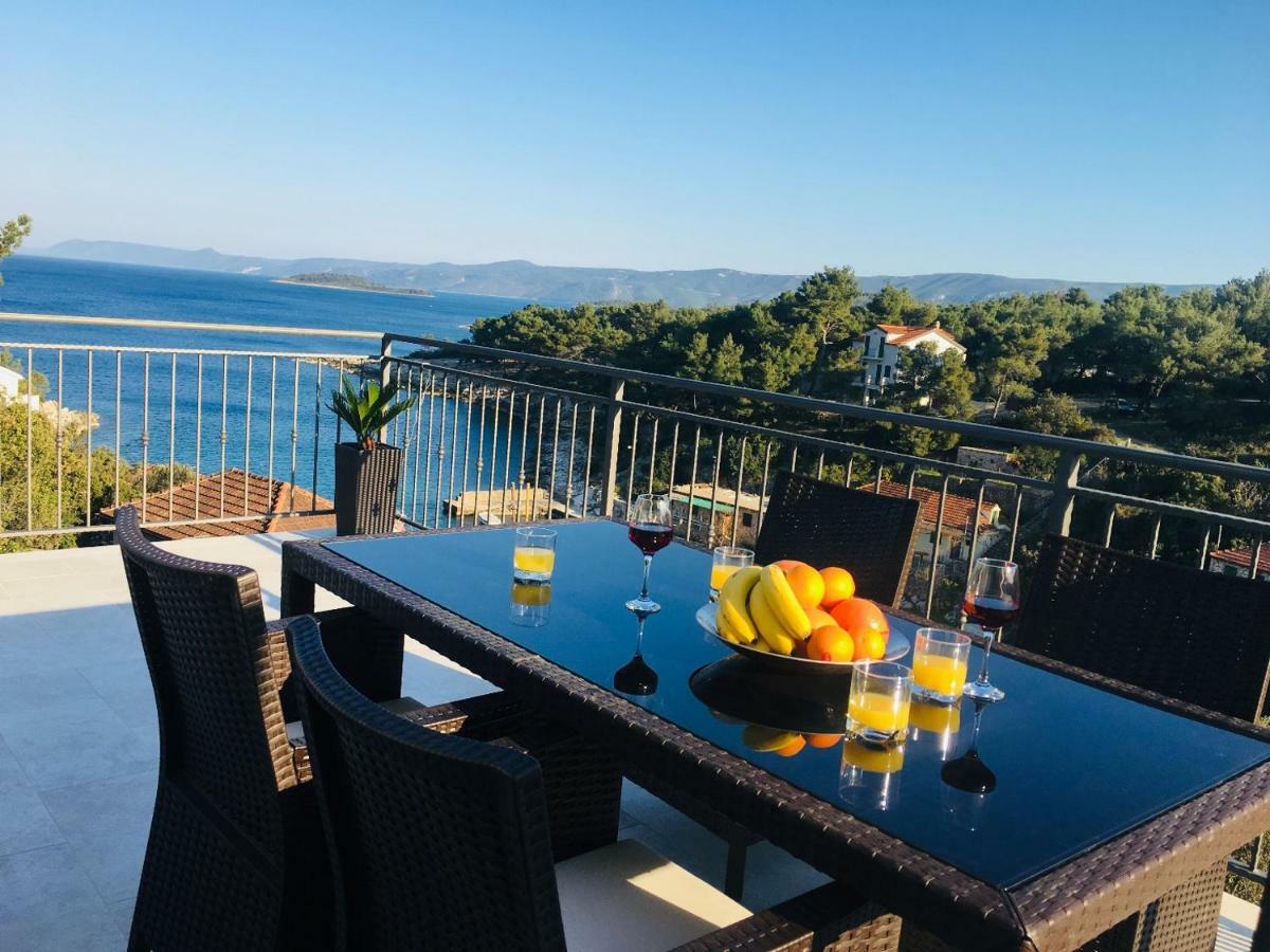 Holiday Hvar Vrbanj Exteriör bild